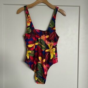 KHONGBOON ONE PIECE SWIMWEAR SWIMSUIT SIZE S NWOT